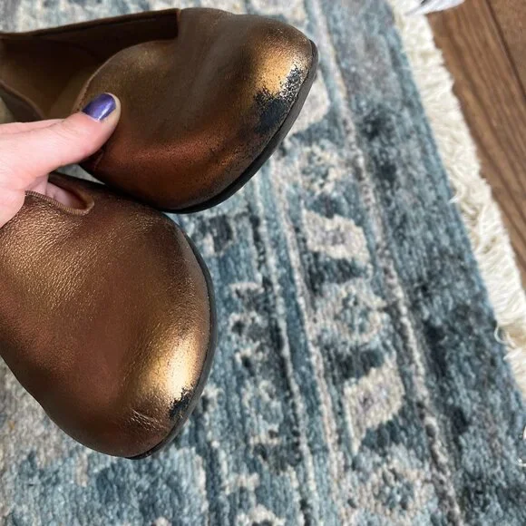 Clarks *Gold Metallic* Sara Poppy Loafer | size 6.5 | Ortholite Insole | EUC - Picture 11 of 12